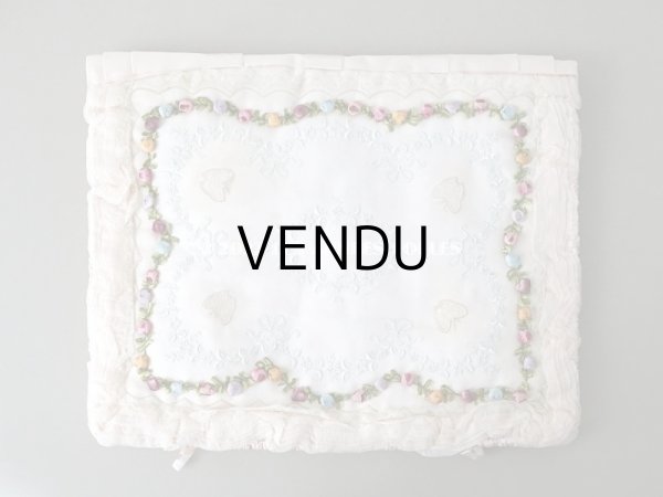 画像3: 1900年代　新品同様 アンティーク シルク製 ランジェリーケース ロココトリム＆ホワイトワーク＆レース パウダーピンク ランジェリー用ポシェット  (3)