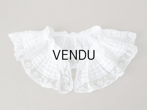 画像3: アンティーク  幅広プリーツの付け襟 レースの縁取り (3)