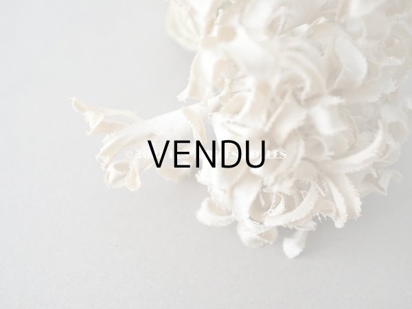 画像6: アンティーク オフホワイトの布花　小さなブーケ (6)