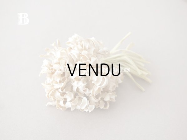 画像5: アンティーク オフホワイトの布花　小さなブーケ (5)