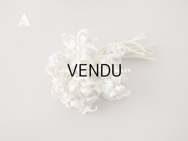 画像2: アンティーク オフホワイトの布花　小さなブーケ (2)