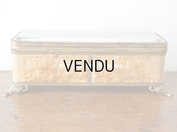 画像5: 19世紀 アンティーク 大きなジュエリーボックス ゴールドのシルク製クッション (5)