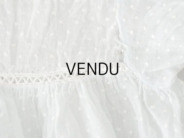 画像10: アンティーク ドット刺繍入り パウダーブルーのファブリック ベビードレス  (10)