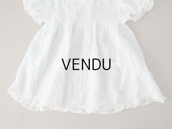 画像4: アンティーク ドット刺繍入り パウダーブルーのファブリック ベビードレス  (4)