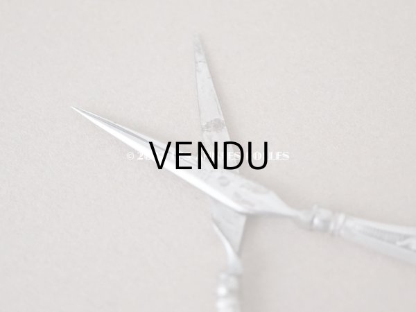 画像12: アンティーク シルバー製 薔薇の裁縫道具セット  (12)