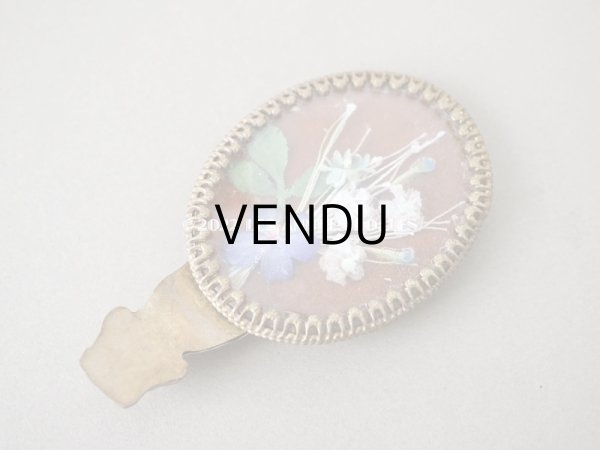 画像7: アンティーク 小さな手鏡 手のモチーフ＆菫の布花 (7)