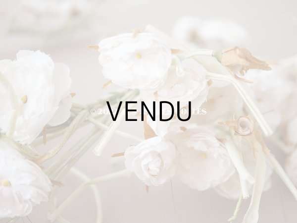 画像8: アンティーク 薔薇の大きな花冠 オフホワイト 布花のティアラ (8)