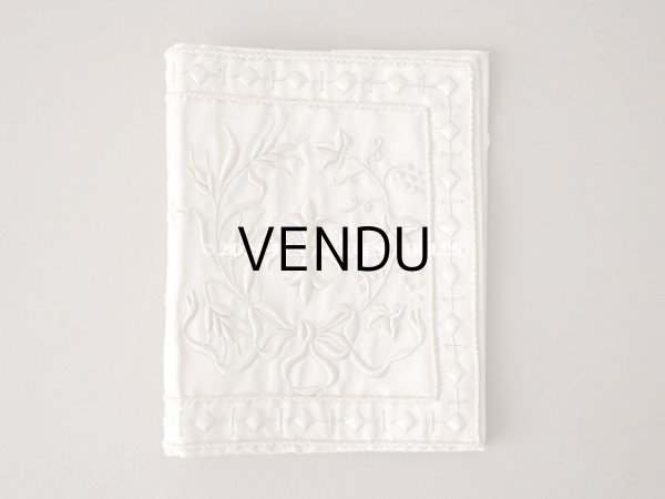 画像6: 1900年代 アンティーク 聖書カバー　ホワイトワークのイニシャル入り  (6)