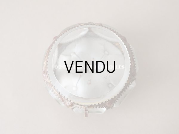 画像5: 19世紀末 アンティーク ジュエリーボックス パウダーブルーのクッション ラウンド型 ロカイユ装飾の脚 (5)