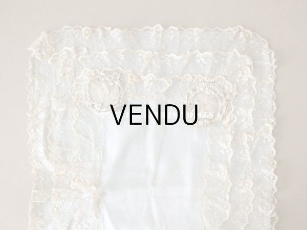 画像4: アンティーク ベビー用 シルク製　ベッドカバー パウダーブルー 42×56.5cm (4)