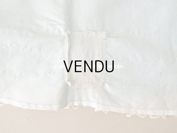 画像15: アンティーク ベビー用 シルク製　ベッドカバー パウダーブルー 42×56.5cm (15)