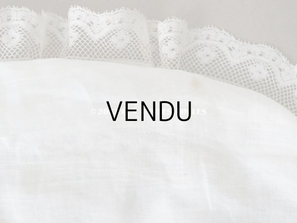 画像12: 19世紀末 アンティーク  王冠紋章＆イニシャル刺繍入り　小さなピローケース 手編みのヴァランシエンヌレース (12)