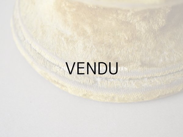 画像7: 1900年代 アンティーク ベルベットの台座 マスタード ラウンド型 (7)