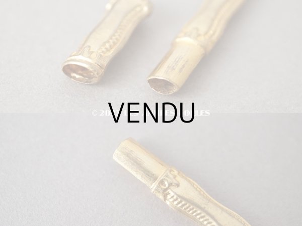 画像5: 19世紀末 アンティーク 小さなソーイングセット 薔薇＆ロカイユ装飾  裁縫道具　POMPONNE (5)