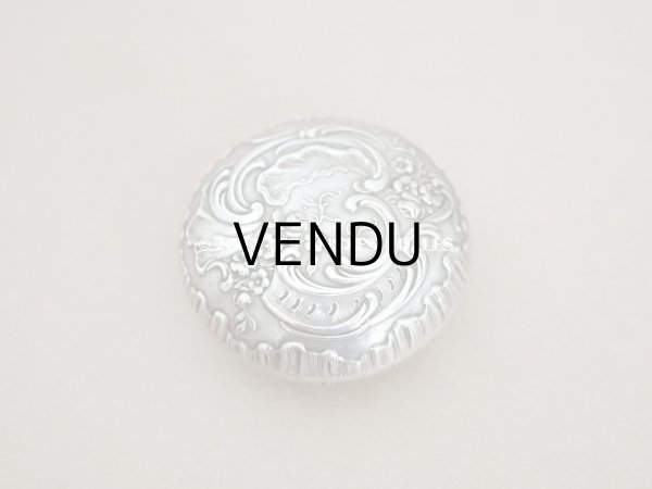 画像5: アンティーク シルバー製 シクラメンのパウダーケース (5)