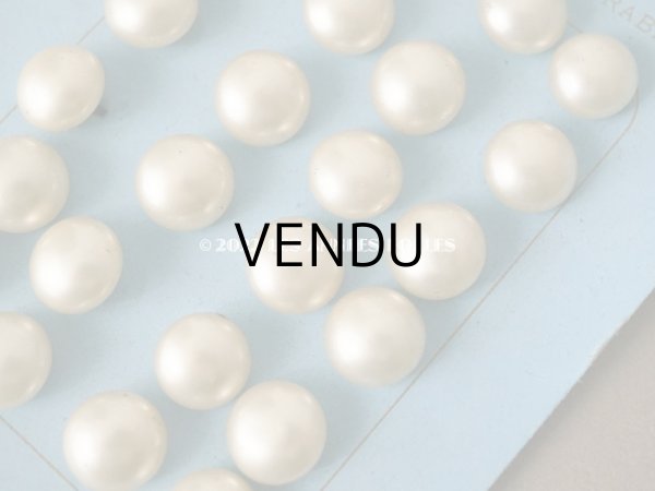 画像4: アンティーク 天使の台紙 ガラス製 パールボタン 11mm  24ピース (4)