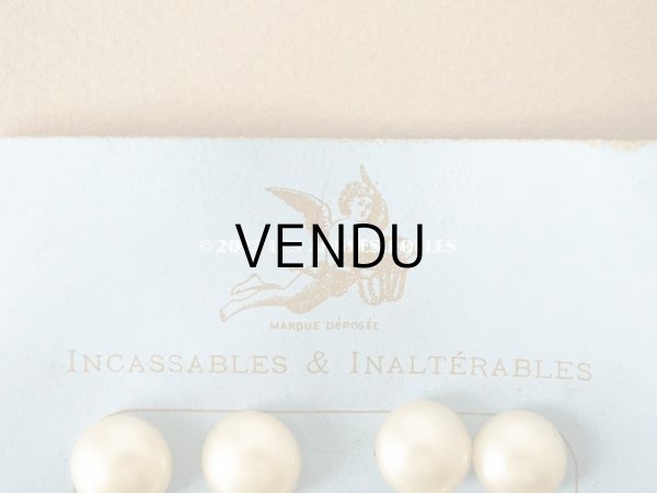 画像3: アンティーク 天使の台紙 ガラス製 パールボタン 11mm  24ピース (3)