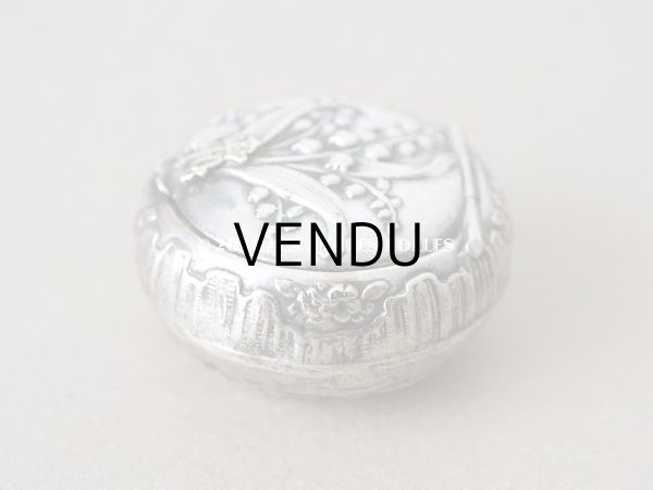 画像7: アンティーク 鈴蘭のパウダーケース  (7)