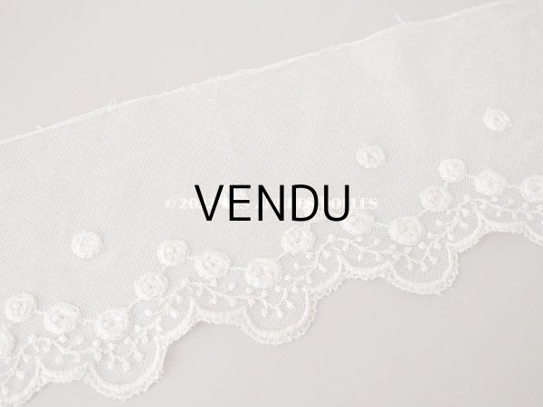 画像4: アンティーク 幅広 薔薇の刺繍入りレース　エクリュ　幅16cm (4)