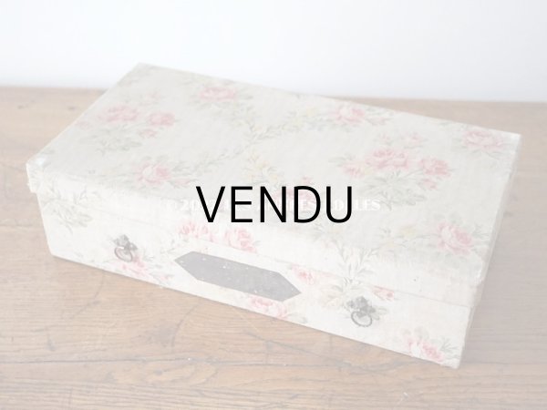 画像16: 【セール対象外】1900年代 アンティーク  カルトナージュチェスト ピンクの薔薇のガーランド (16)