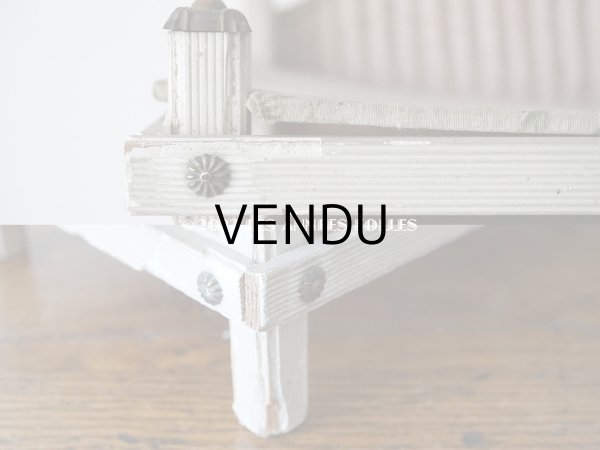 画像9: 【セール対象外】1900年代 アンティーク  カルトナージュチェスト ピンクの薔薇のガーランド (9)