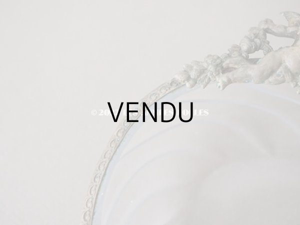 画像3: 19世紀末 アンティーク ガラストレイ　天使＆草花のガーランド 小物入れ　ソープディッシュ (3)