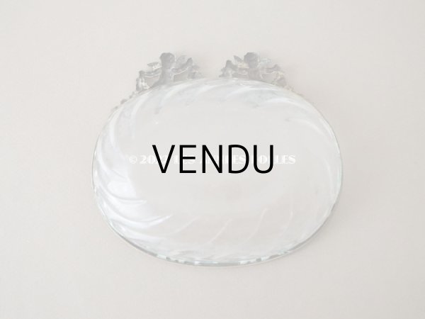 画像4: 19世紀末 アンティーク ガラストレイ　天使＆草花のガーランド 小物入れ　ソープディッシュ (4)