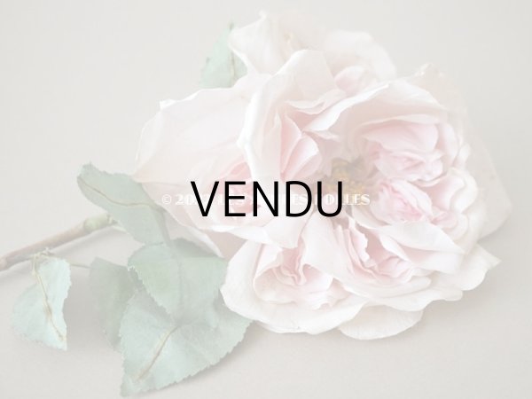 画像4: 1900年代 アンティーク　薔薇の大きな布花 パウダーピンク　クウォーター・ロゼット咲き (4)