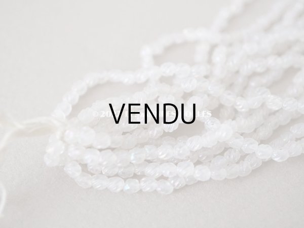 画像8: アンティーク ガラス製 ツイストビーズ オーロラ加工 3mm弱  約180ピース (8)