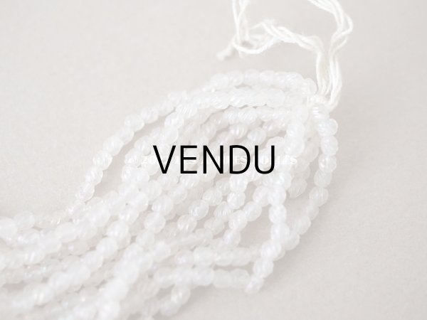 画像7: アンティーク ガラス製 ツイストビーズ オーロラ加工 3mm弱  約180ピース (7)