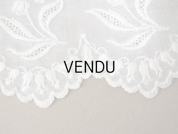 画像4: アンティーク 幅広 鈴蘭の刺繍入りレース　ホワイト　幅25cm (4)