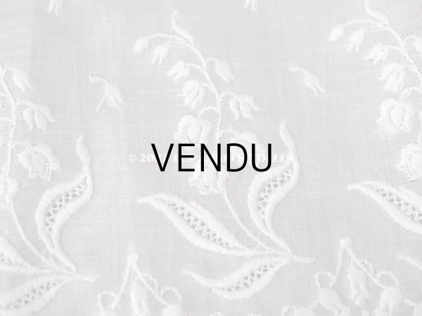 画像3: アンティーク 幅広 鈴蘭の刺繍入りレース　ホワイト　幅25cm (3)