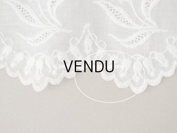 画像9: アンティーク 幅広 鈴蘭の刺繍入りレース　ホワイト　幅25cm (9)