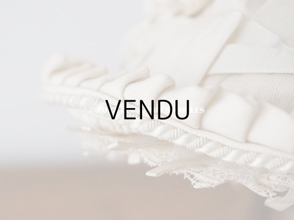 画像12: 19世紀末 アンティーク 小さな女の子用 帽子 オフホワイト 大きなリボン&フリンジ (12)