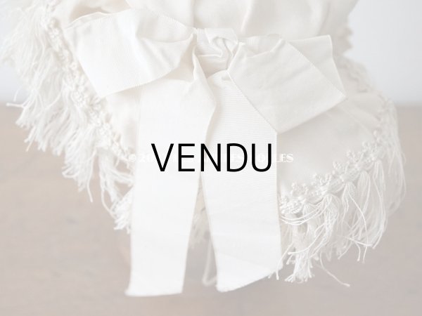 画像13: 19世紀末 アンティーク 小さな女の子用 帽子 オフホワイト 大きなリボン&フリンジ (13)