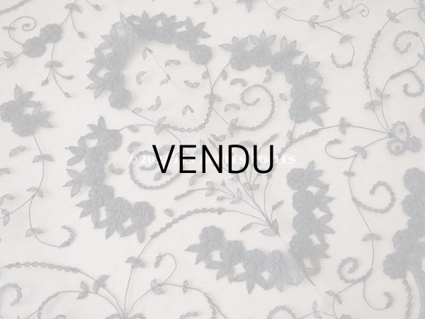 画像2: 新品同様 アンティーク プリンセスレースのショール  144×57cm (2)