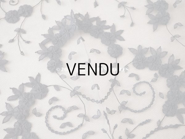 画像3: 新品同様 アンティーク プリンセスレースのショール  144×57cm (3)