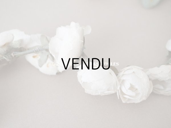 画像10: 【12周年セール対象外】アンティーク 白薔薇の花冠 オフホワイト 布花のティアラ 約79cm (10)