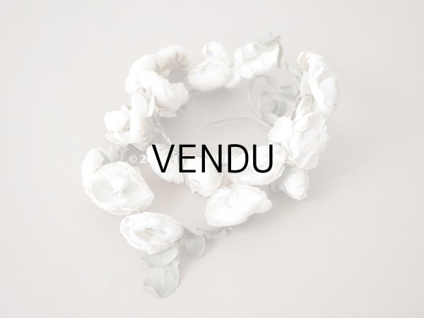 画像3: 【12周年セール対象外】アンティーク 白薔薇の花冠 オフホワイト 布花のティアラ 約79cm (3)