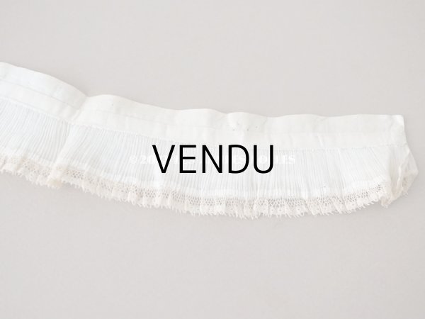 画像8: 【12周年セール対象外】アンティーク  2段　プリーツリボン 手編みのレース付き  4.7cm幅  29cm (8)