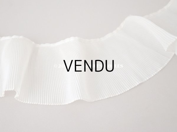 画像3: 【12周年セール対象外】アンティーク 幅広 プリーツリボン エクリュ  65cm  幅8cm (3)