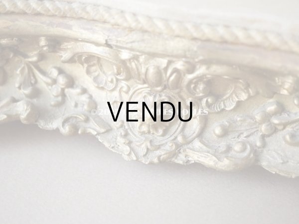 画像12: 【12周年セール対象外】19世紀末 アンティーク ロカイユ装飾の台座 ブラウンのベルベット　 (12)