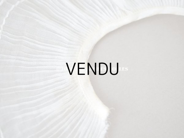 画像9: アンティーク  幅広 プリーツリボン レース付　ライン入り コットンオーガンジー オフホワイト&エクリュ 55cm 約7.7cm幅 (9)