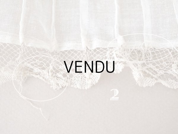 画像7: 1900年代 アンティーク 幅広 ドレスの裾  プリーツ入り レース付 2.85m 幅13.4cm　コットンオーガンジー (7)