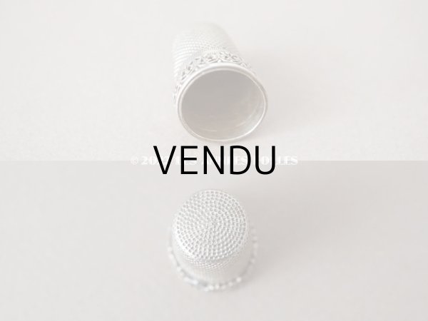 画像11: 1900年代 アンティーク 裁縫道具のセット　ロカイユ装飾 ソーイングセット  (11)