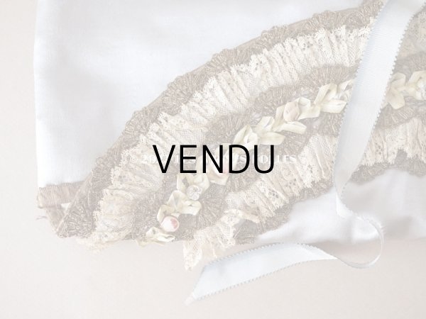 画像7: アンティーク シルク製 ハンキーケース ロココトリム＆レース　グレイッシュブルー ハンカチ用ポシェット - A LA PENSEE PARIS - (7)