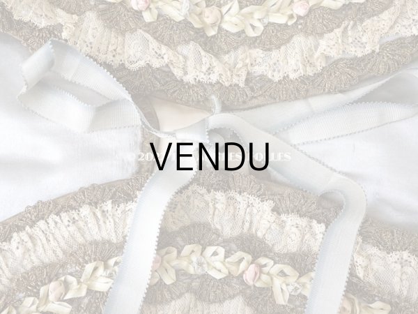 画像3: アンティーク シルク製 ハンキーケース ロココトリム＆レース　グレイッシュブルー ハンカチ用ポシェット - A LA PENSEE PARIS - (3)