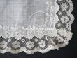 画像9: 19世紀 アンティーク  結婚式のハンカチ 王冠紋章＆モノグラム刺繍入り　手編みのヴァランシエンヌレース (9)