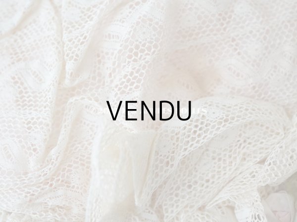 画像8: 1920年代 アンティーク  レースのボネ パウダーピンクの薔薇のロココトリム＆ピンクのシルクリボン付き  (8)