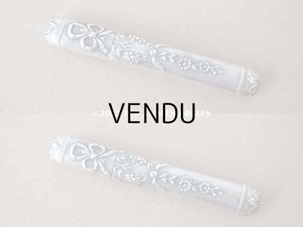 画像9: 1900年代 アンティーク シルバー製 リボン＆薔薇のガーランド ソーイングセット 裁縫道具 (9)